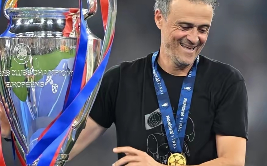 米兰官方网站 -巴黎圣日耳曼13曼联