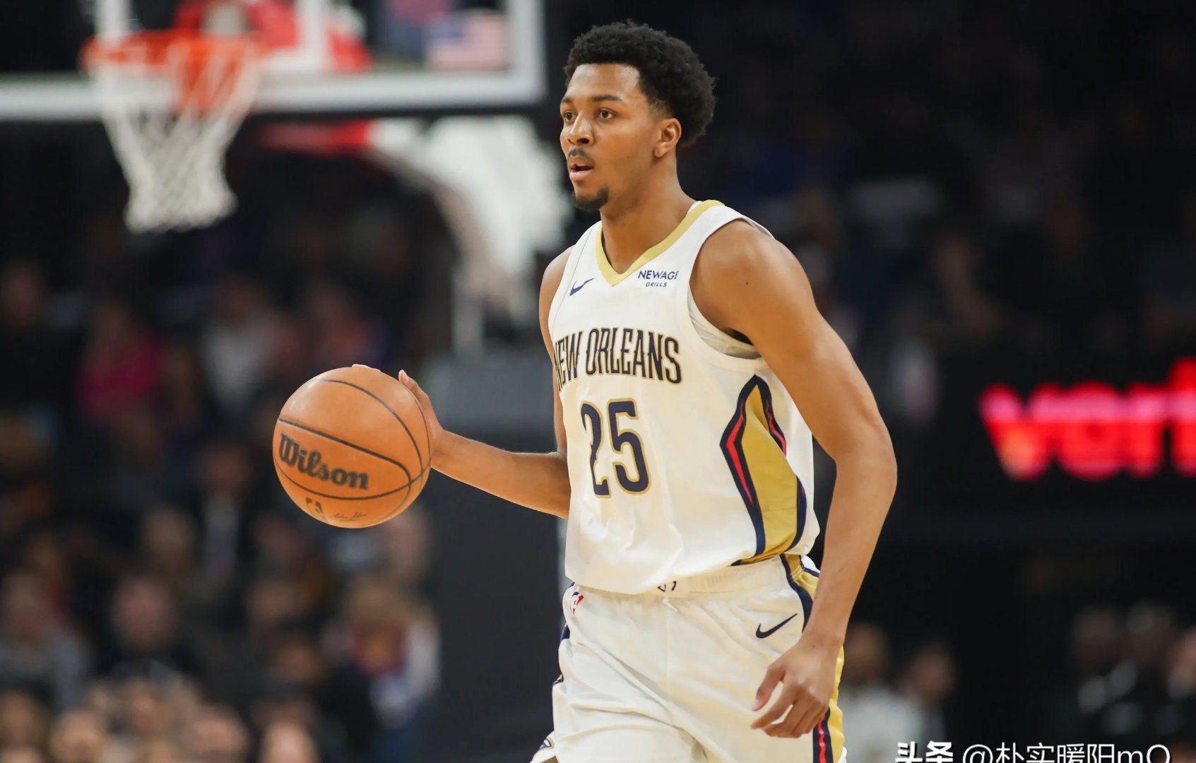 关于清晨洛杉矶湖人调整名单以备德甲，回应争议环节打磨，质疑声仍在，团队化学反应显著的信息